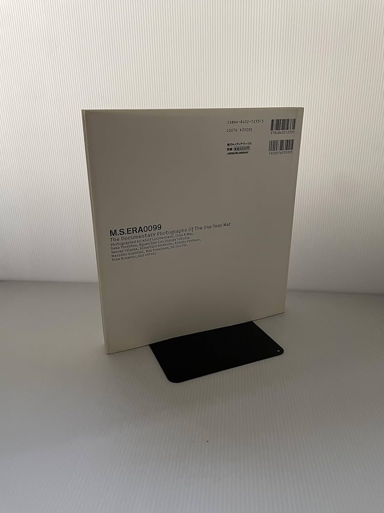 Amazon.co.jp: M.S.ERA0099 機動戦士ガンダム戦場写真集 (D SELECTION