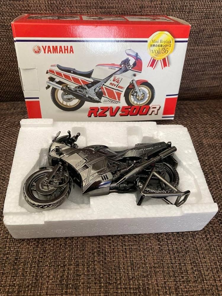 世界の名車シリーズ RZV500R 1/12 世界の名車シリーズ RZV500R 1/12 世界の