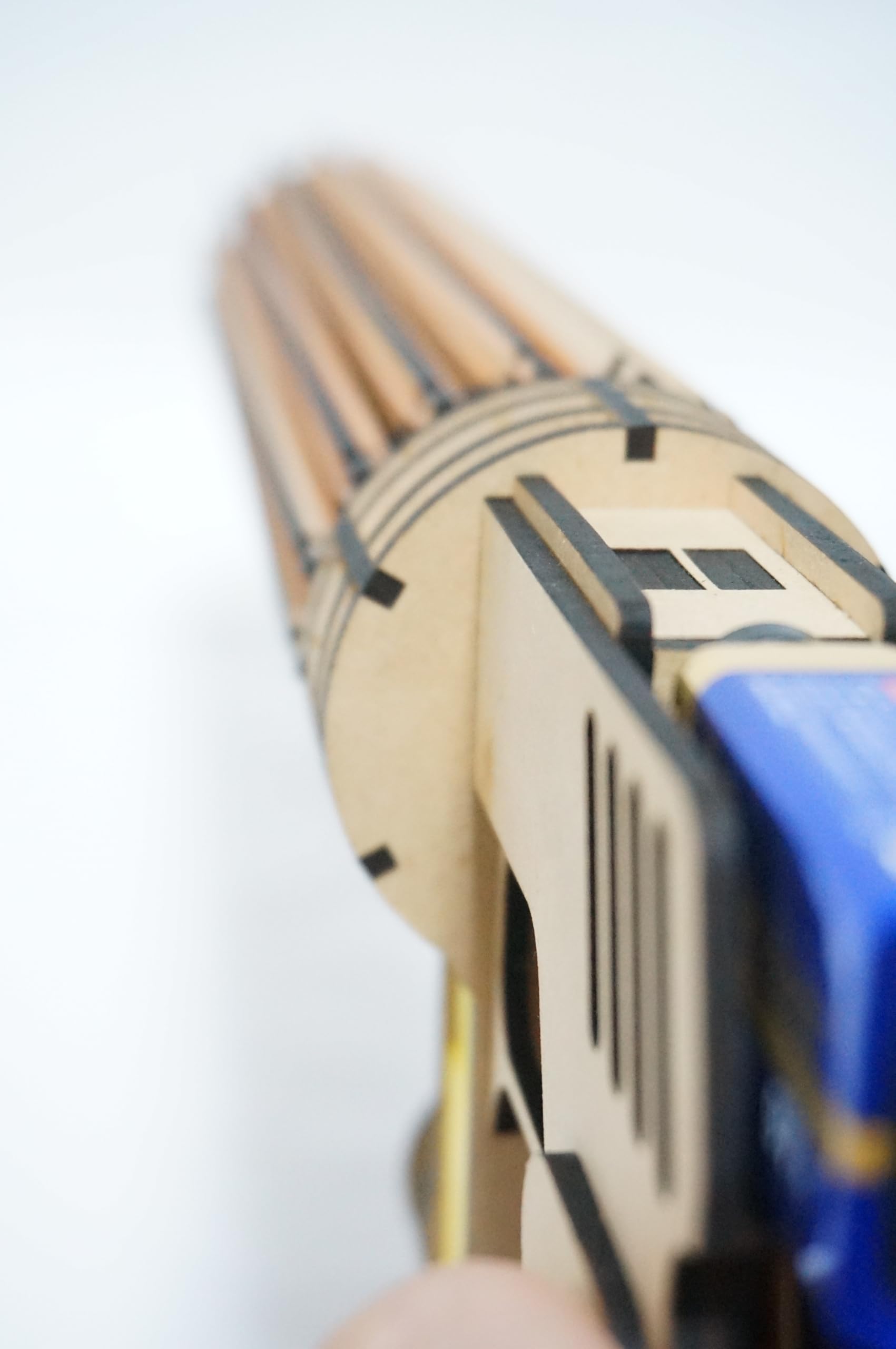 Amazon.co.jp: 木製 ガトリングガン 電動 ゴム銃 ゴム鉄砲 輪ゴム銃 射