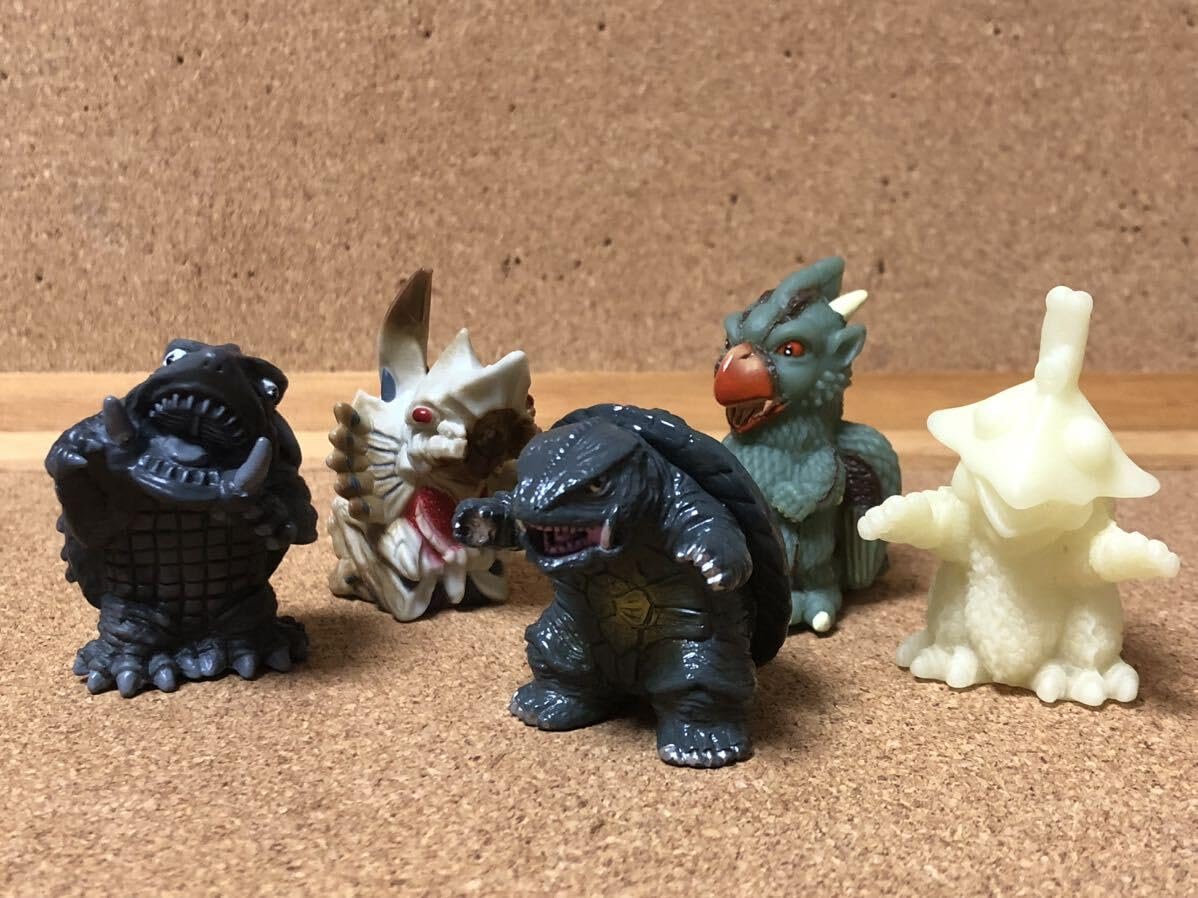 Amazon.co.jp: ガメラ ガッパ ギララ 特撮大百科Mini フィギュア レア