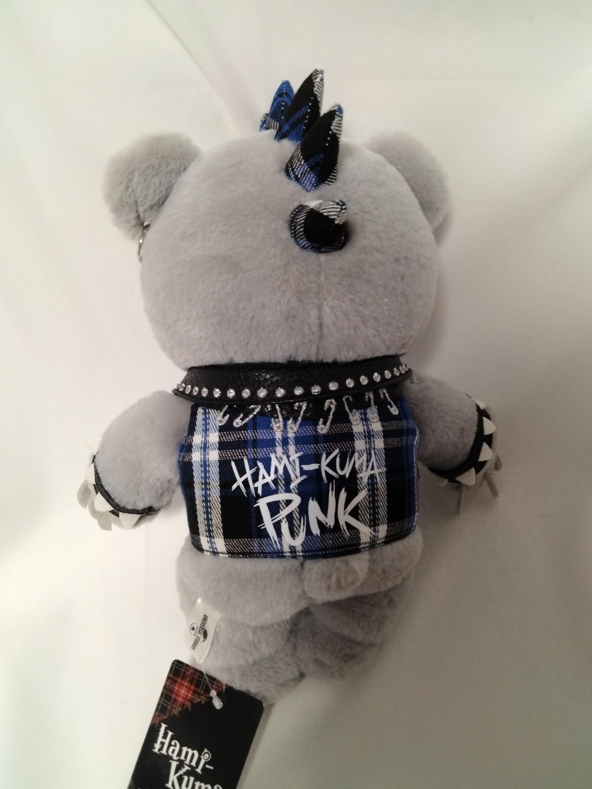 Amazon.co.jp: USJ ハミクマ パンク ぬいぐるみ : おもちゃ