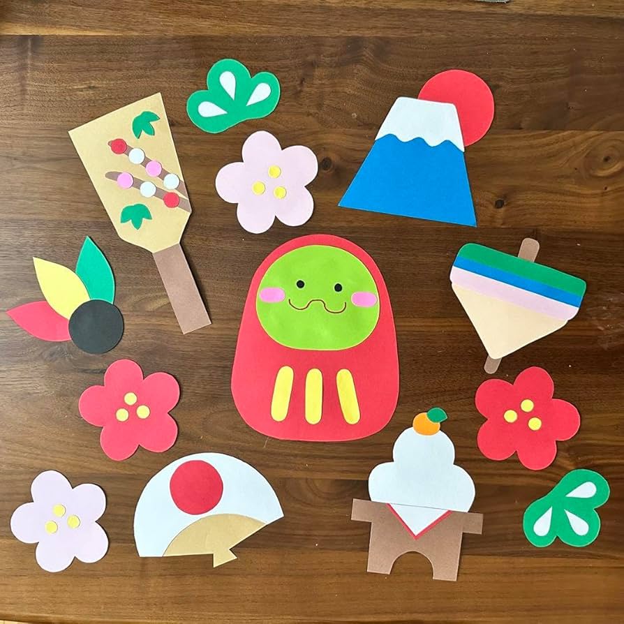 Amazon | お正月壁面飾り 干支 巳 へび 画用紙 冬壁面飾り ガーランド