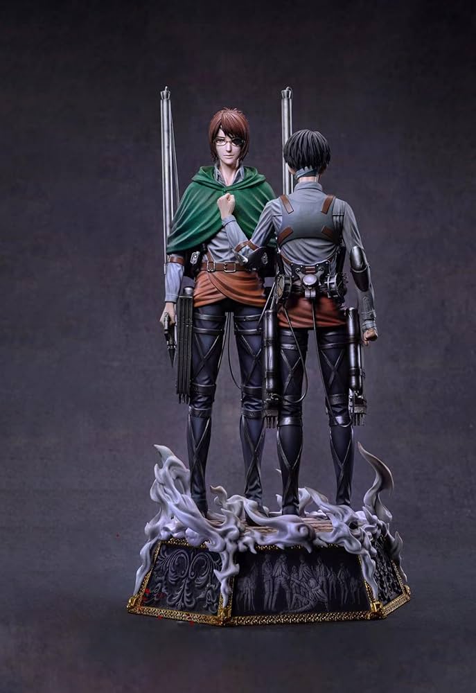 Amazon.co.jp: リヴァイ・アッカーマン ハンジ・ゾエ フィギュア 1/6