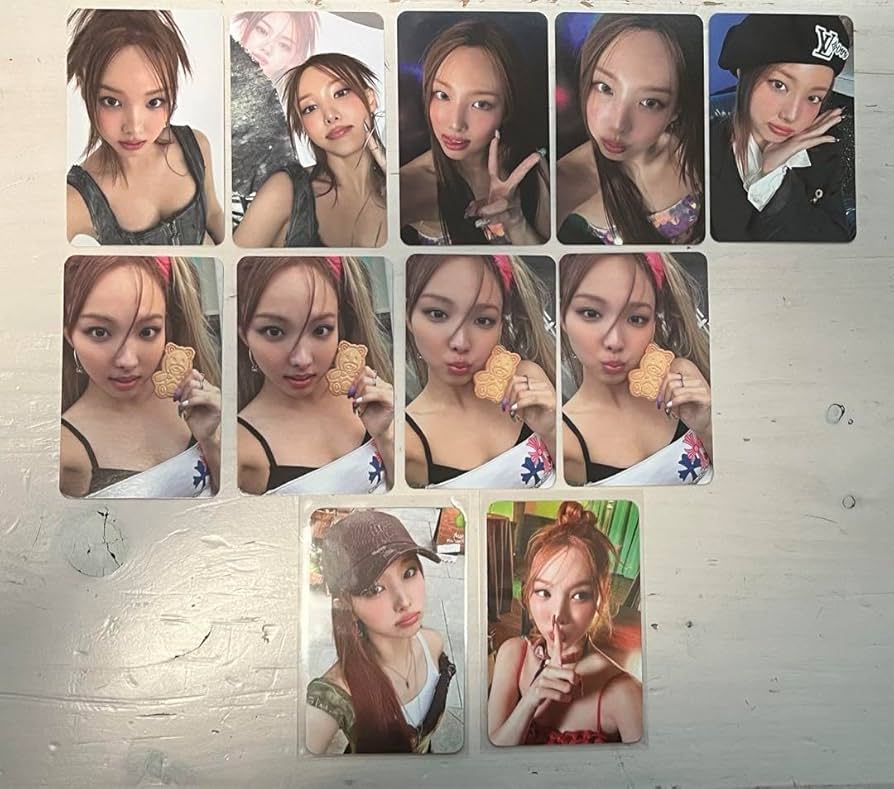 Amazon.co.jp: ナヨン NA ABCDトレカ店舗別特典トレカ AQ : おもちゃ