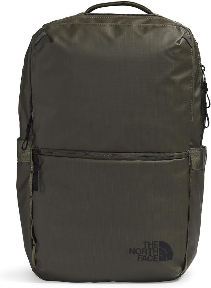 Amazon.com: The North Face Base Camp Voyager Daypack - PFAS Free