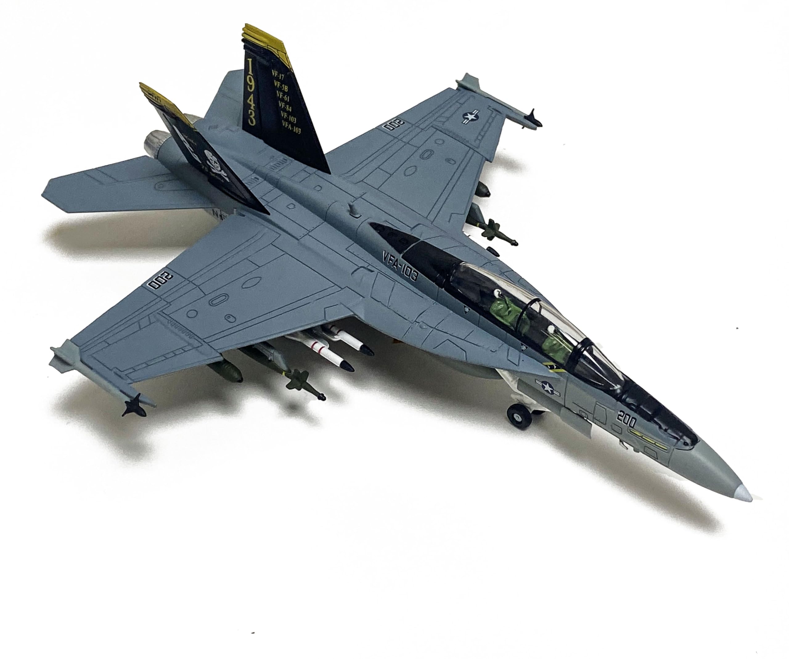 Amazon.com: wltk F/A-18F VF103 Super Hornet 1/100 Diecast Aircraft