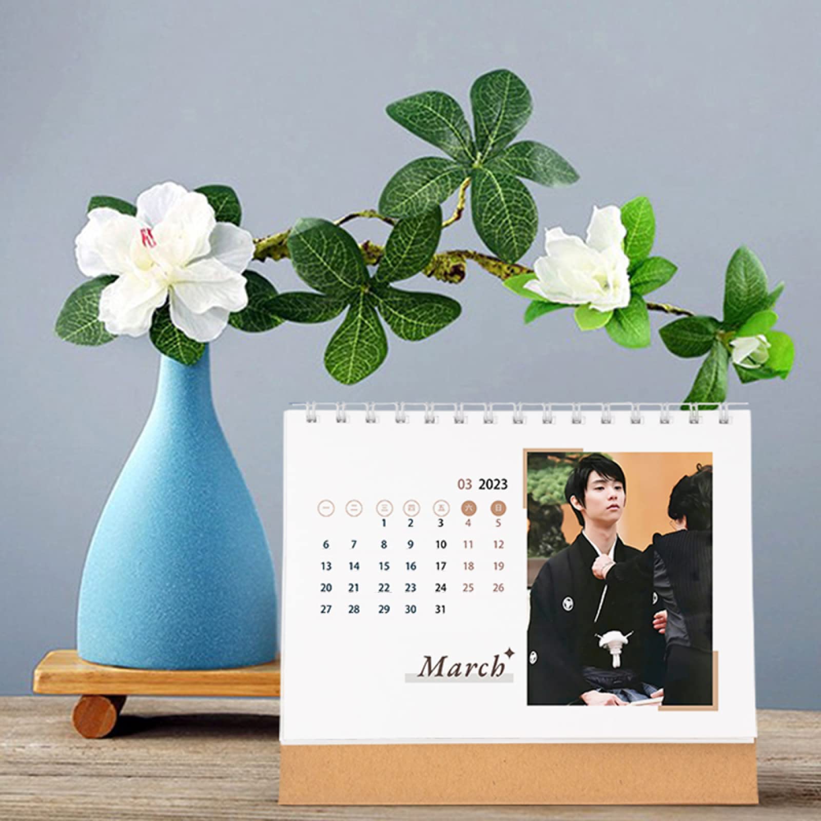 Amazon.co.jp: 羽生結弦 羽生結弦展グッズ 写真集 2026年度 卓上