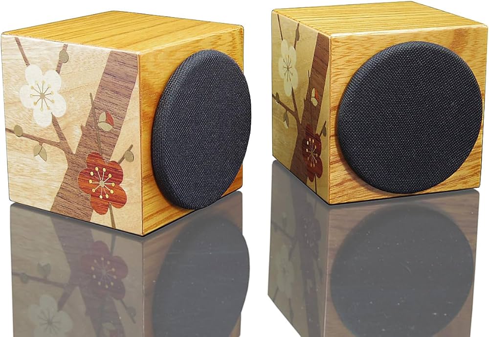 Amazon.co.jp: 高井工芸 ハイクラフト 木象嵌、本欅 寄木細工キューブ