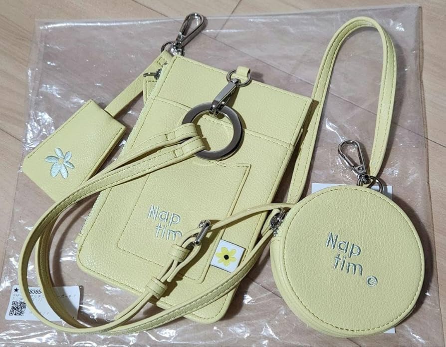 Nissy Naptime マルチショルダーポーチ