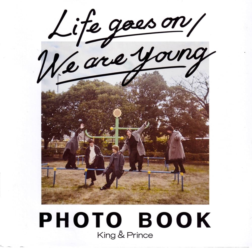 Amazon.co.jp: 【メーカー特典付き】 Life goes on / We are young