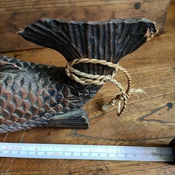 Amazon.co.jp: 囲炉裏 自在鉤 飾り 鯉 魚 木彫 古道具 : ホーム＆キッチン