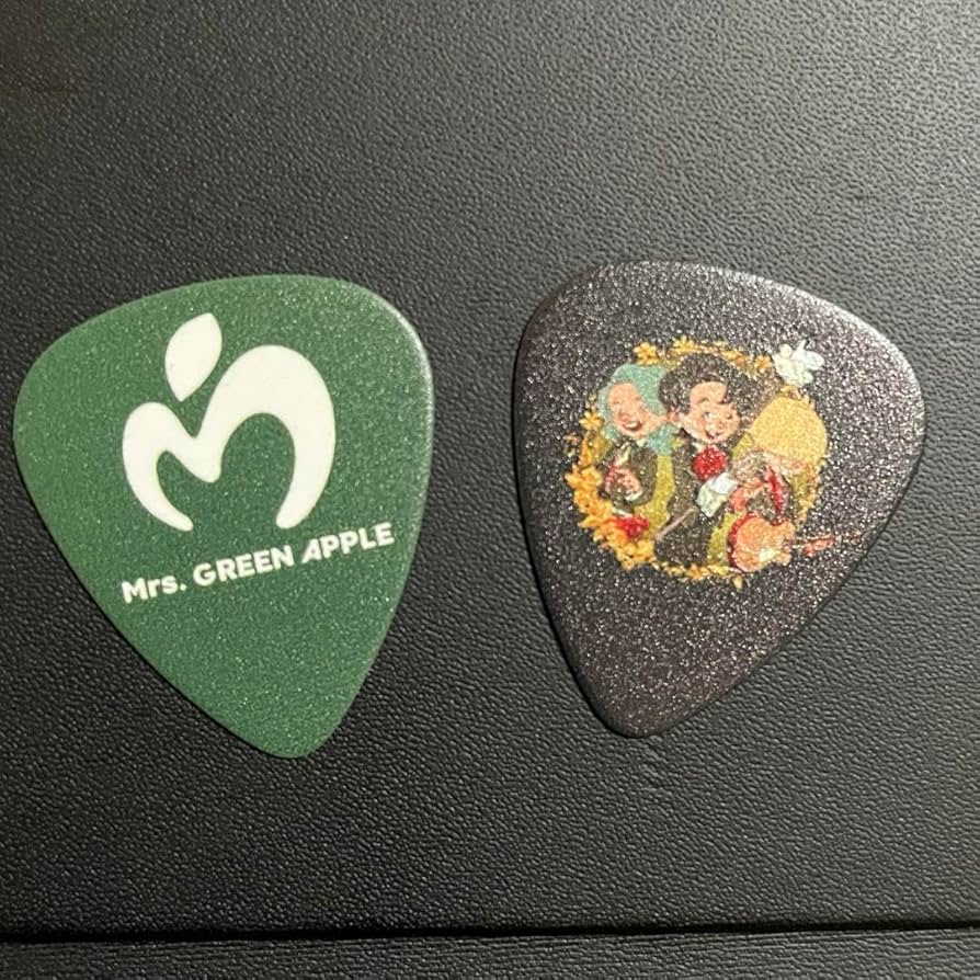 Amazon.co.jp: Mrs. GREEN APPLE ピック エポスカード 特典 ミセス