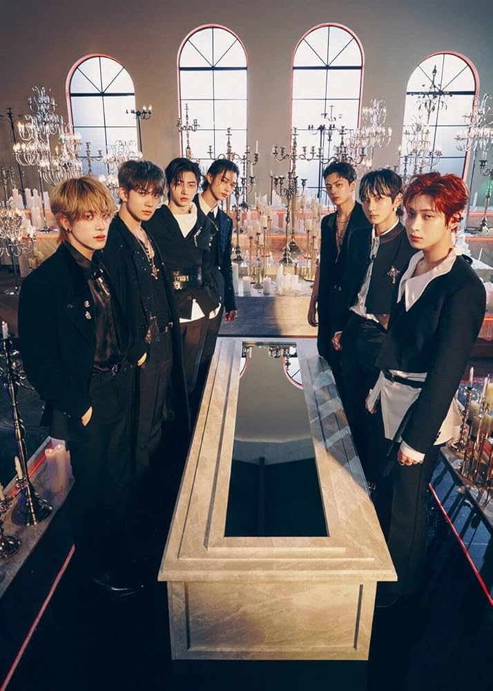 Amazon.com: (ENGENE Ver.) ENHYPEN DARK BLOOD Album ( SUNWOO Ver