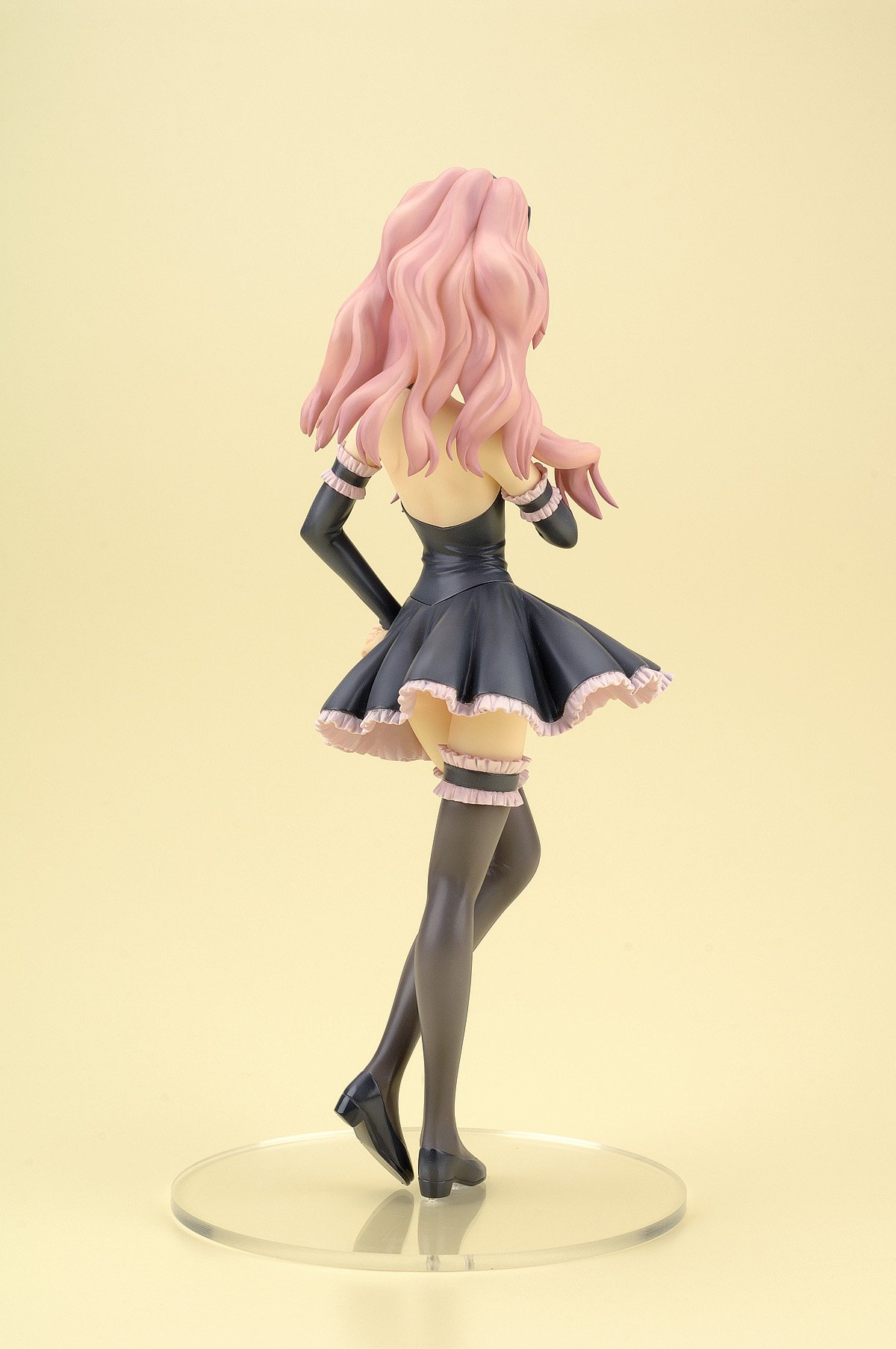 Amazon | ゼロの使い魔 双月の騎士 ルイズビスチェver (1/8スケールPVC