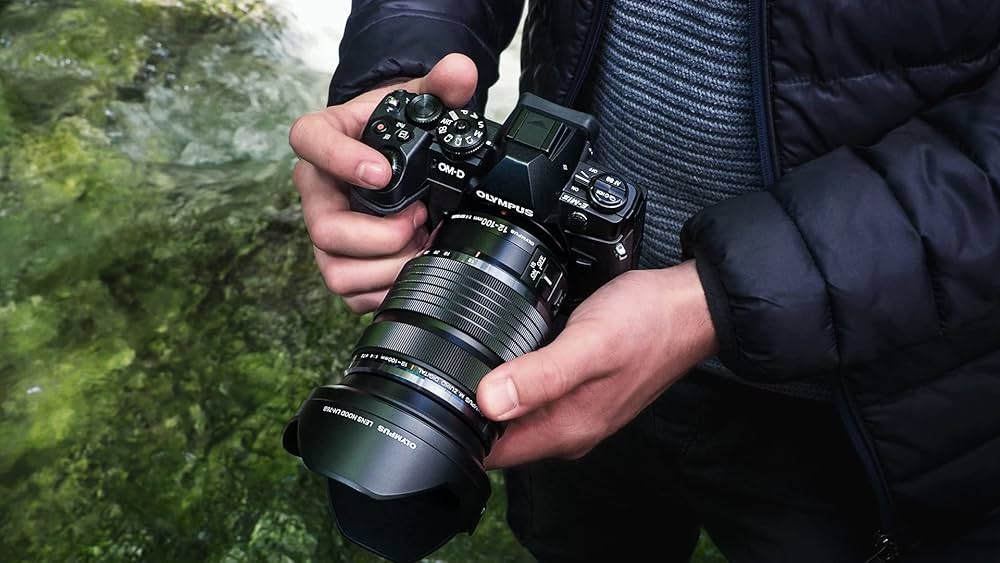 Amazon.co.jp: Olympus M.Zuiko Digital - Zoom lens - 12 mm - 100 mm