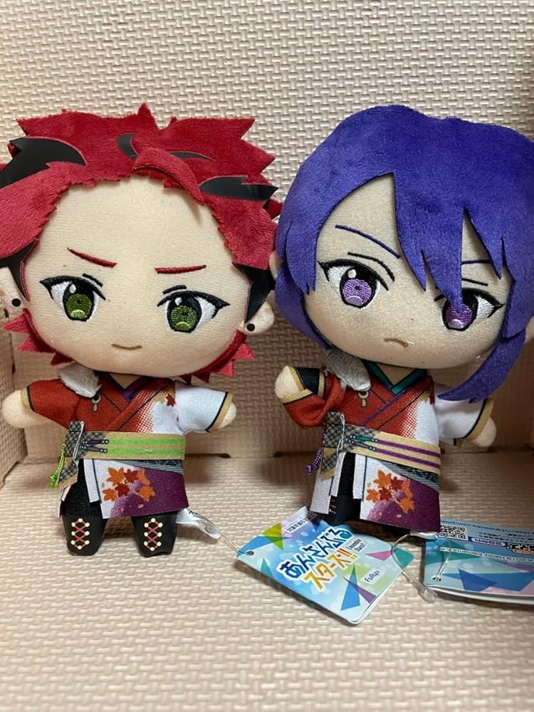 Amazon.co.jp: あんスタ ぬいぐるみ 新衣装 鬼龍紅郎 神崎颯馬 : おもちゃ