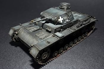 Amazon.com: MiniArt Models 1/35 PZ.KPFW.III AUSF.D Model Kit