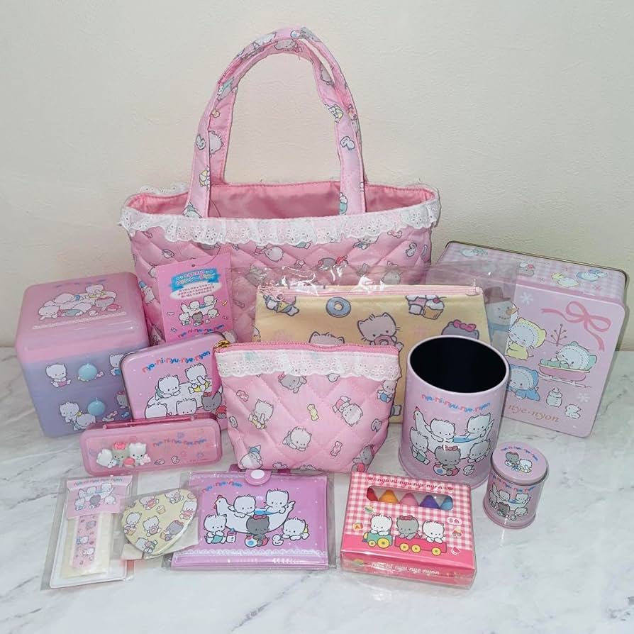 Amazon.co.jp: ニャニィニュニェニョン グッズ 13点セット : おもちゃ