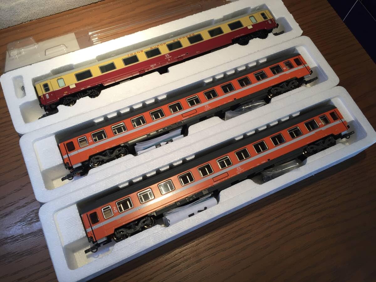 Amazon | 超極上 ROCO 64073 FS 3x TEE Lemano HOゲージ 3輌セット