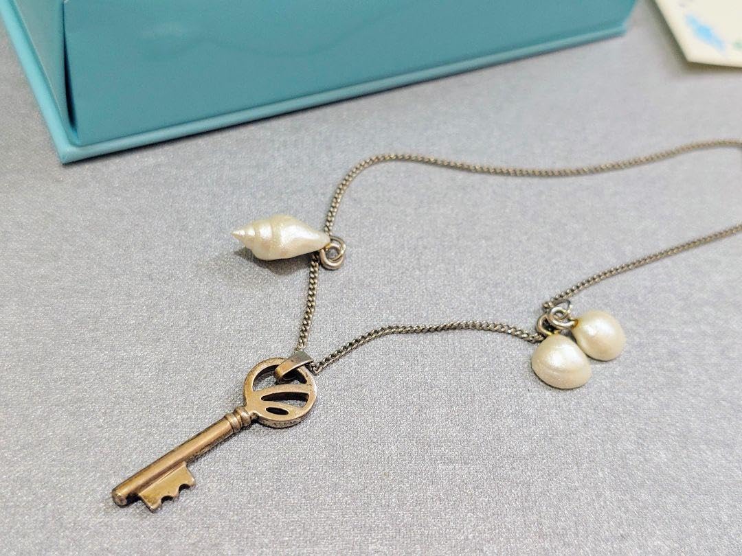 Amazon.co.jp: 喫茶珊瑚礁の鍵ネックレス ときめきメモリアル GS2 佐伯