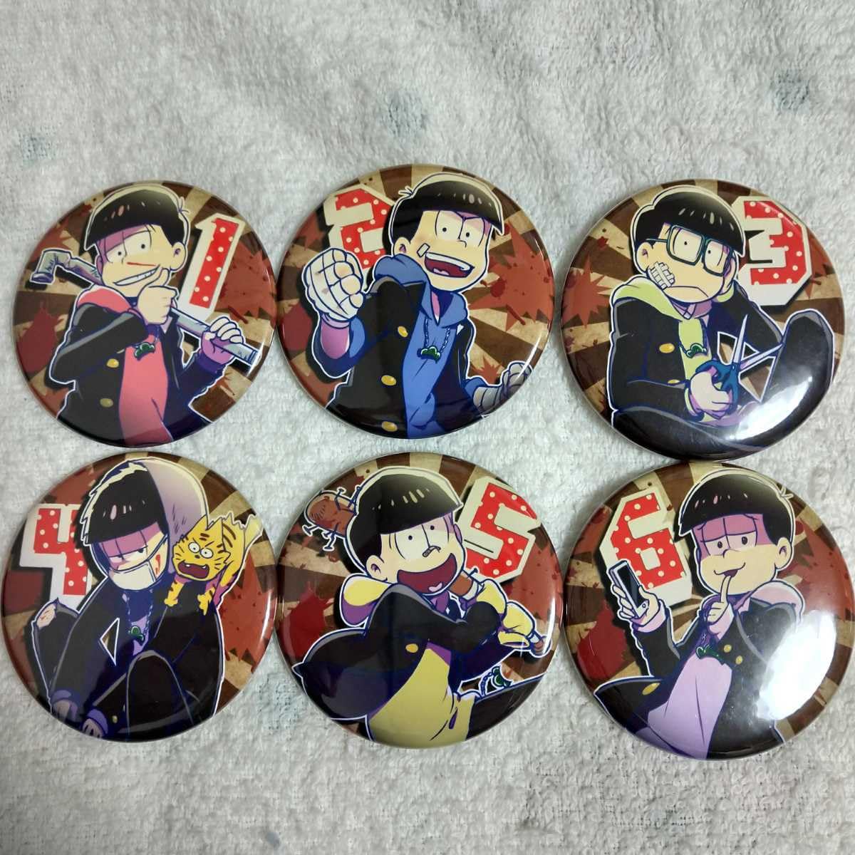 Amazon.co.jp: おそ松さん ケンカ松缶バッジ 6種セット 土下座ゾンビ