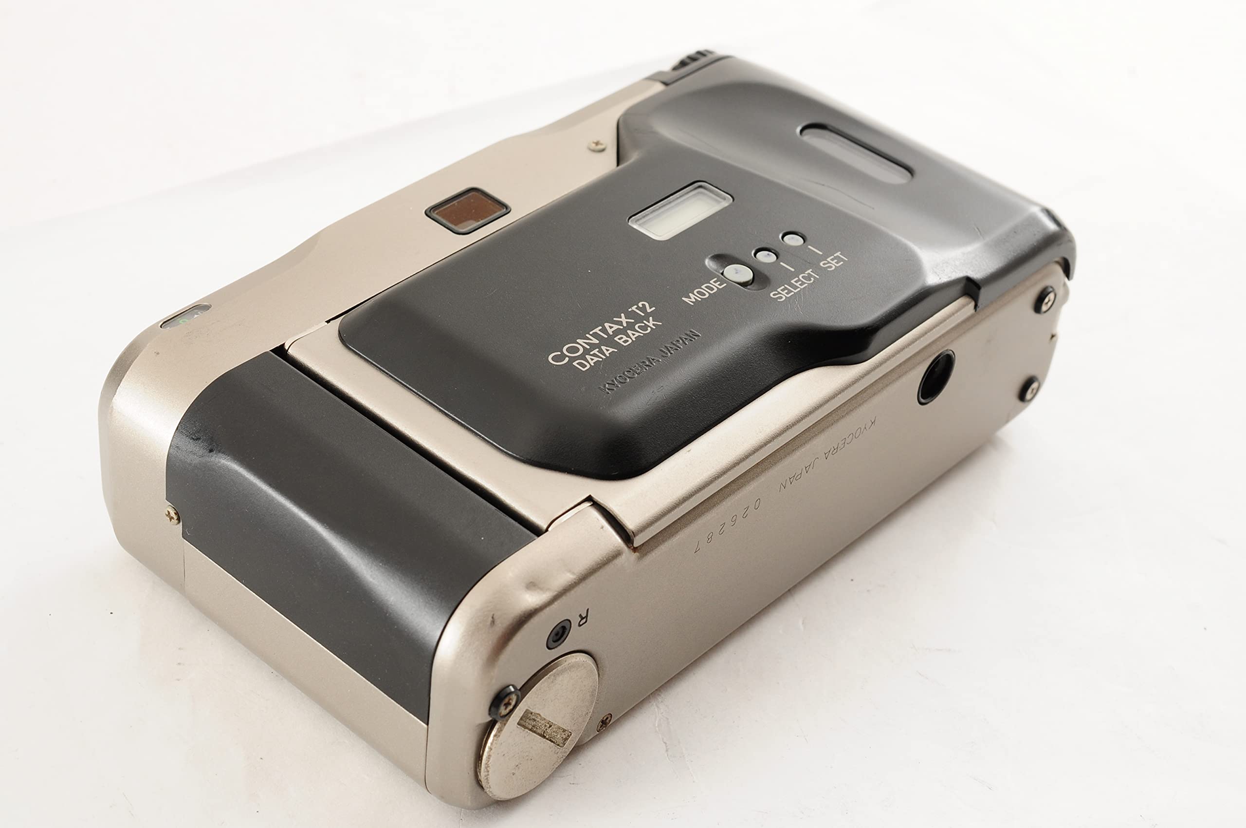 Amazon | コンタックス 京セラ Contax T2 チタンシルバー 【定価