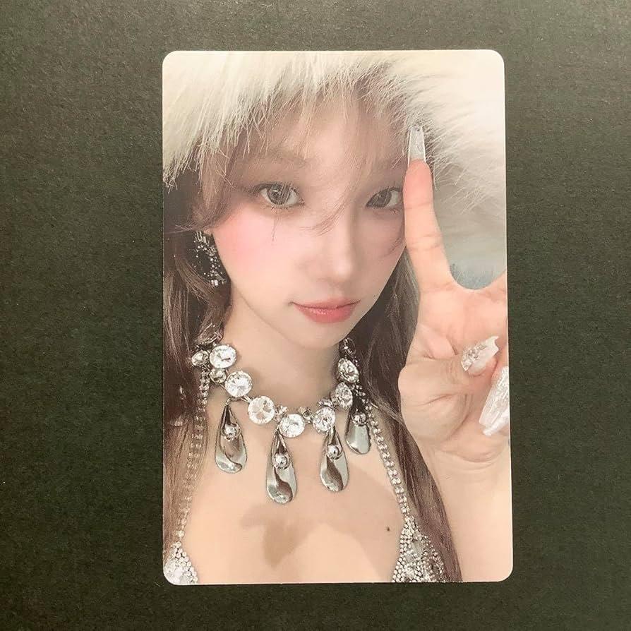 Amazon.co.jp: ウギ トレカ4枚セット (G)I-DLE : おもちゃ