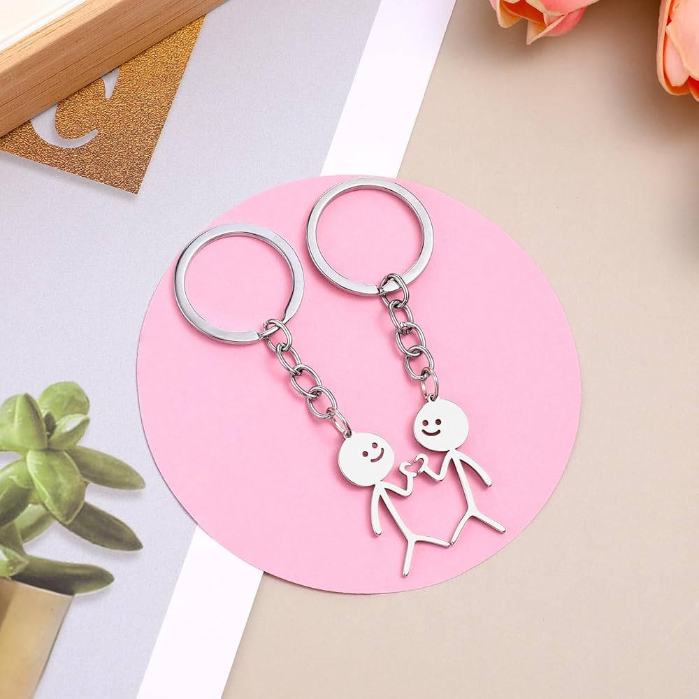 AOZUO 2 Pcs Finger Heart Keychain Matching Friendship Keychains