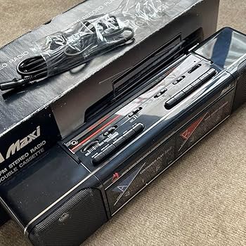 Amazon.co.jp: レトロ ポータブルラジカセ MAXI DRC-500 ダブル