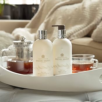 Amazon.com: Molton Brown Milk Musk Bath & Shower Gel, 10 fl. oz