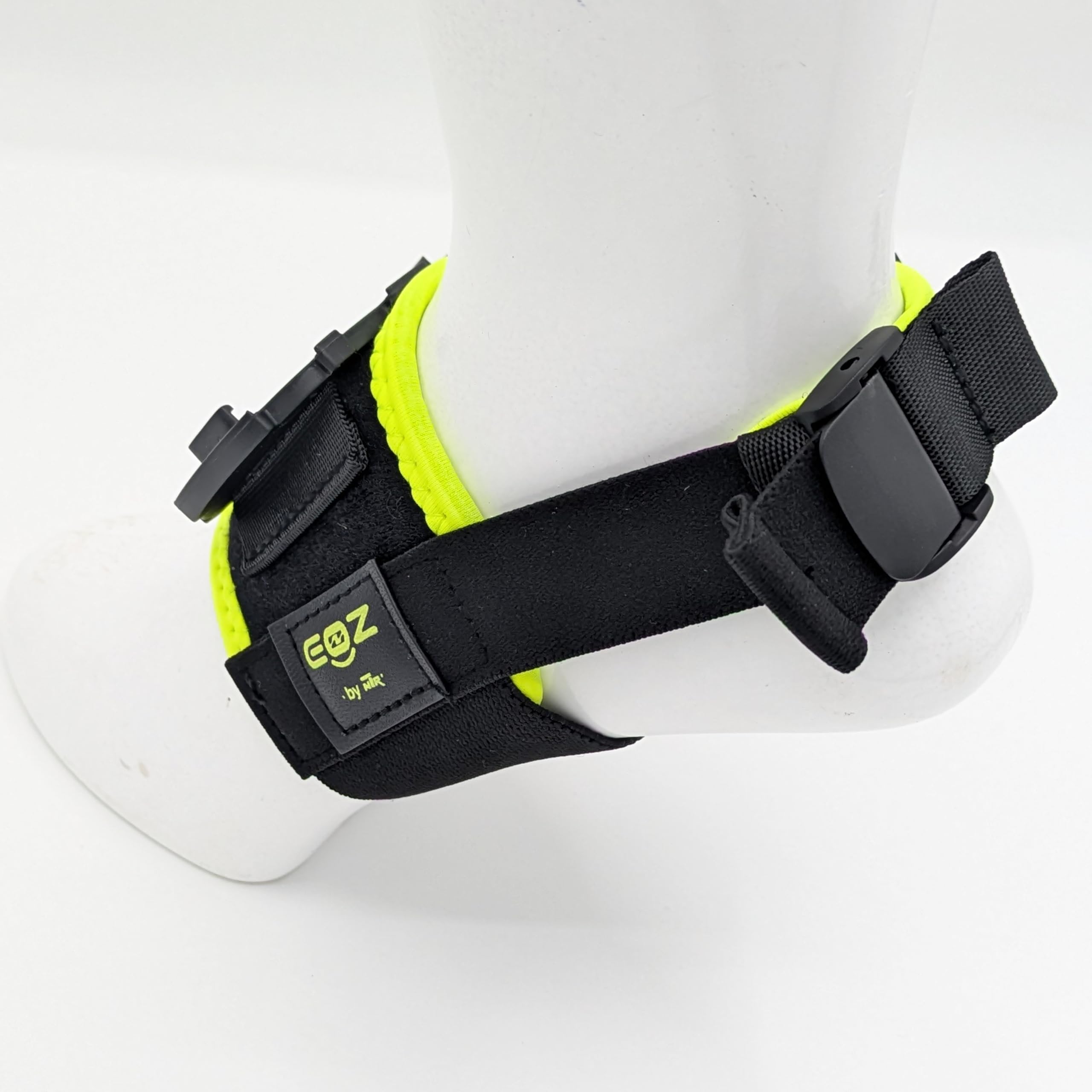 Amazon.co.jp: EOZ VIVE Tracker (Ultimate) Strap for Foot - Left