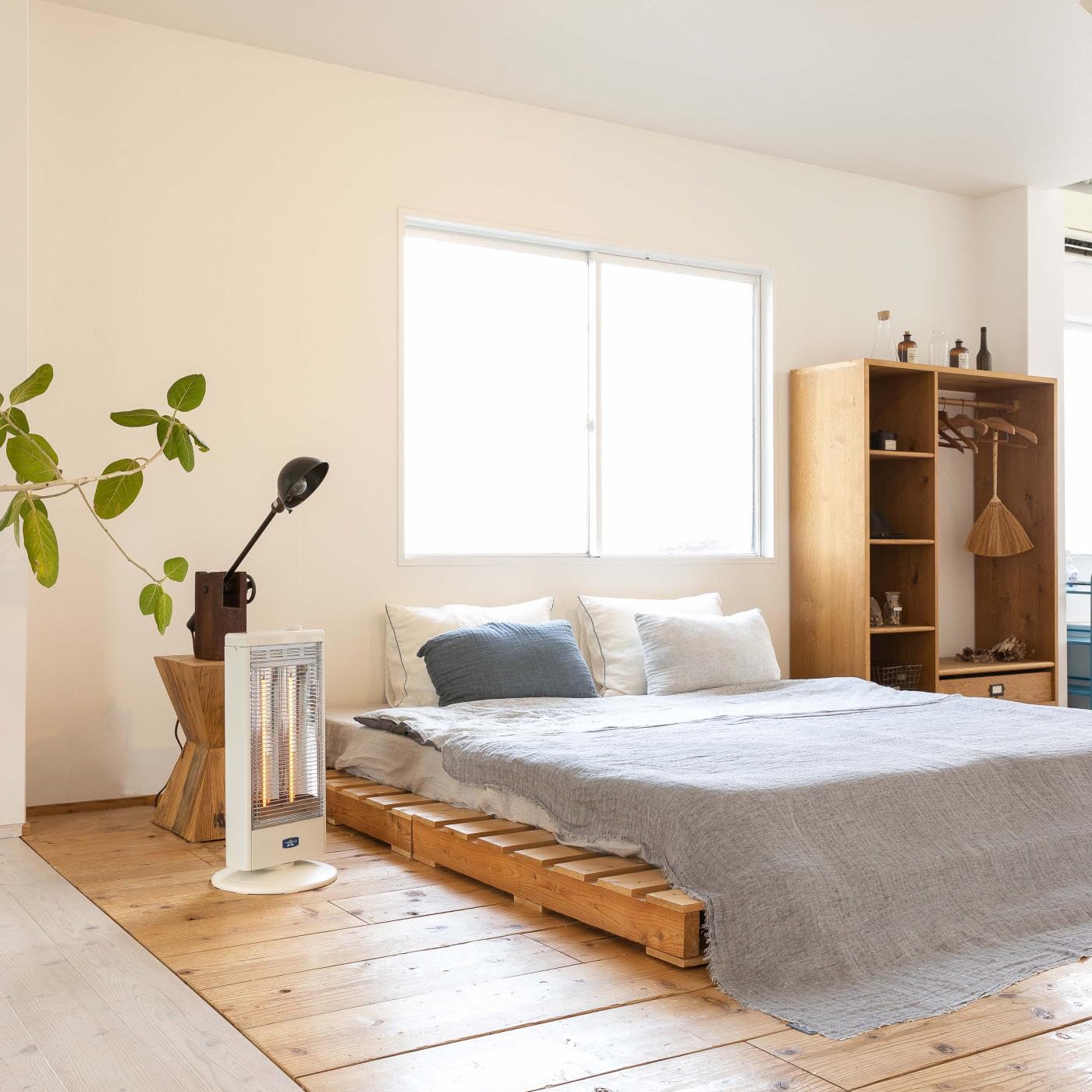 Amazon | アラジン(Aladdin) 電気ストーブ 遠赤グラファイトヒーター