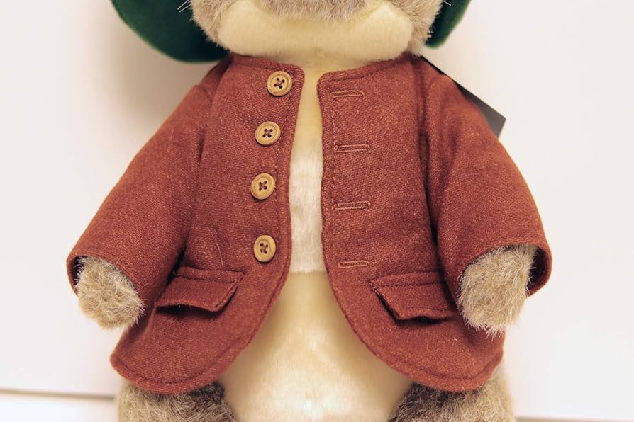 Amazon.co.jp: PETER RABBIT (ピーターラビット) ぬいぐるみ
