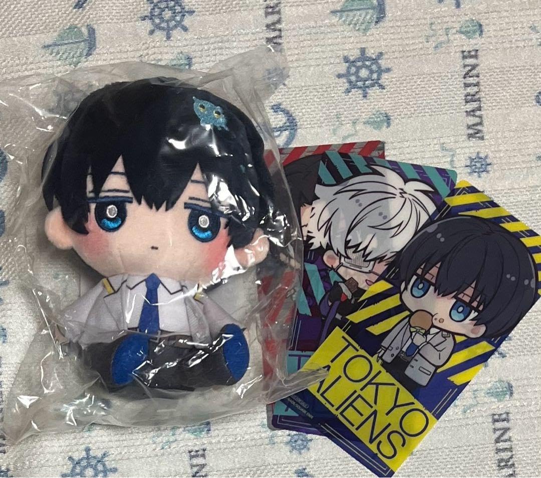 Amazon.co.jp: お顔整ってます 東京エイリアンズ おすわりぬいぐるみ