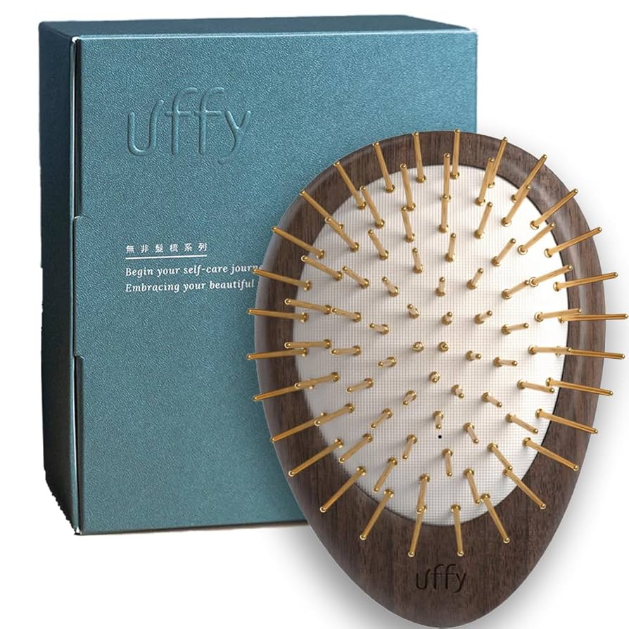 川谷絵音さんのベストバイ！リフトアップ uffy スカルプブラシ 木製