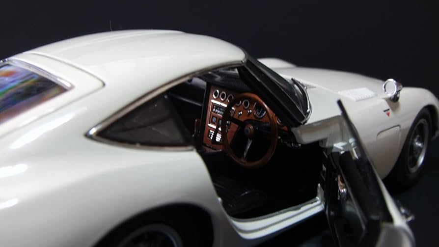 Amazon | エブロ 1/24 トヨタ 2000GT ホワイト プレミアム