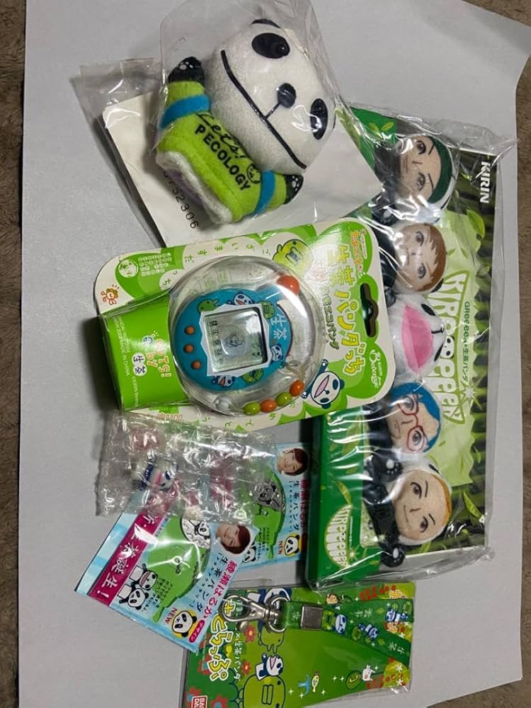 Amazon.co.jp: 生茶パンダ パンダっちGreeeenセット : おもちゃ