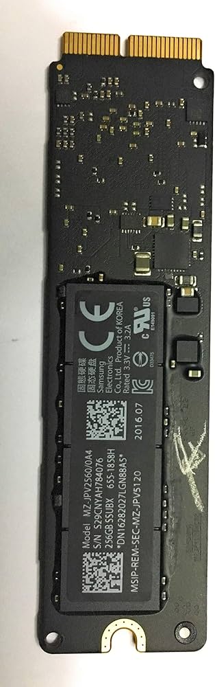 Amazon | MCE Technologies 512GB SSD MacBook Pro (Retina、15インチ