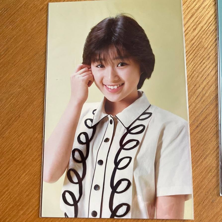 Amazon.co.jp: 酒井法子 のりぴー ブロマイド 写真 2枚セット 公式