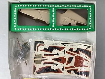 Amazon.co.jp: 万歳マーク プラモデル 1/16 メガフォース メガ