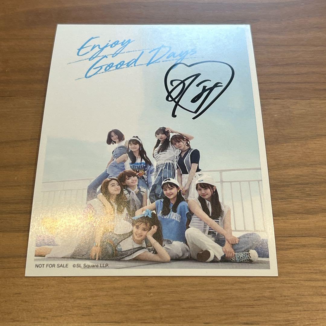 Amazon.co.jp: girls2 菱田未渚美 みなみちゃん 直筆サイン入り : おもちゃ