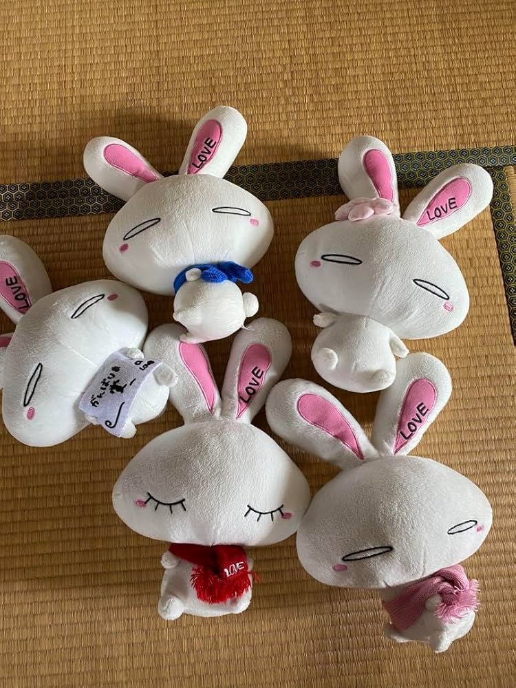 Amazon.co.jp: 大塚愛LOVEうさぎぬいぐるみ : おもちゃ