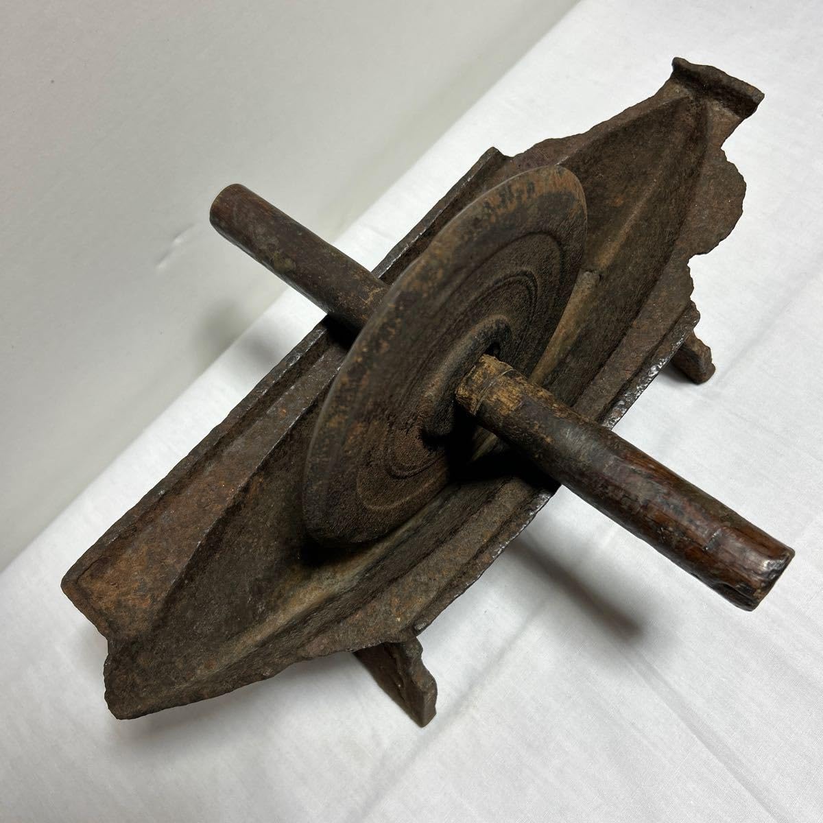 薬研 やげん 鉄製 調剤 漢方 古道具 骨董 アンティーク ヴィンテージ