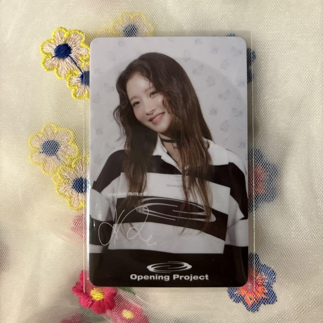 Amazon.co.jp: ive レイ opening project 韓国限定 先着 トレカ IVE