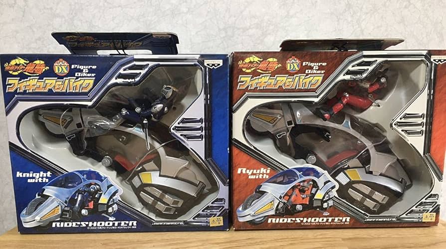 Amazon.co.jp: 未 かライダー龍騎 フィギュア&バイク 全2種セット