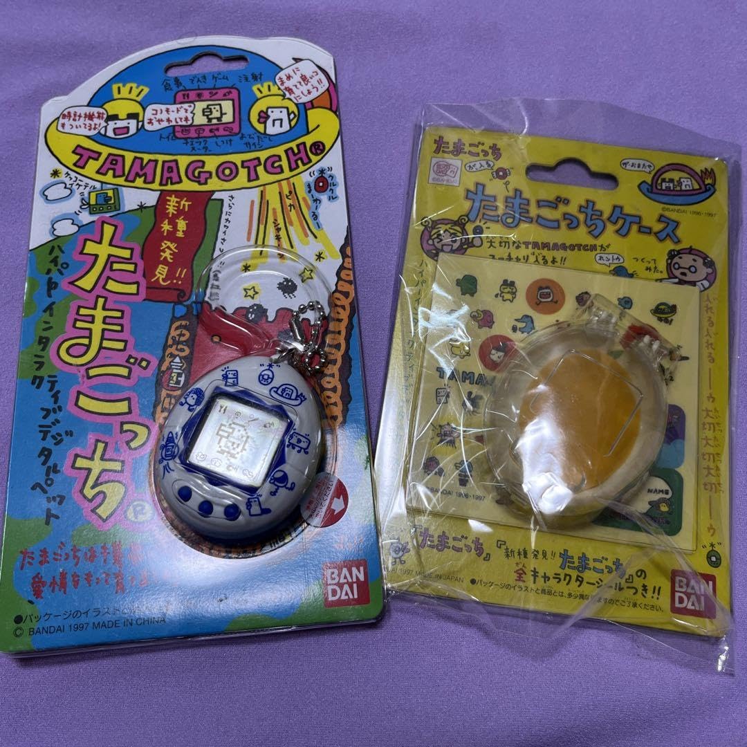 初代たまごっち 初代たまごっち 新品2個セット+ケース新品2個セット