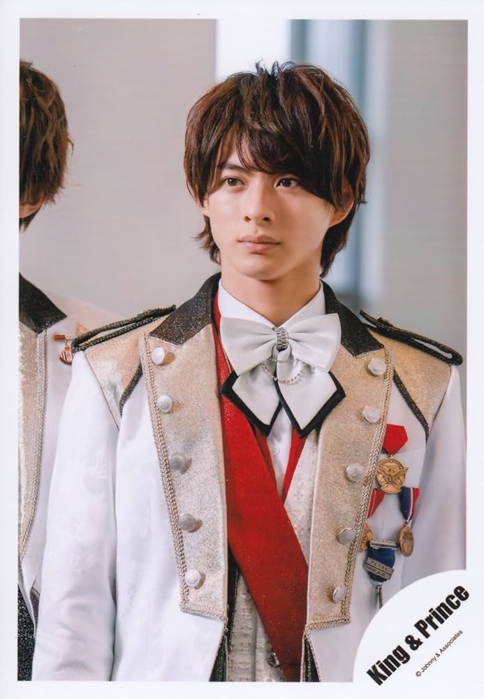 Amazon.co.jp: King & Prince 公式 生 写真 （平野紫耀）KP00044