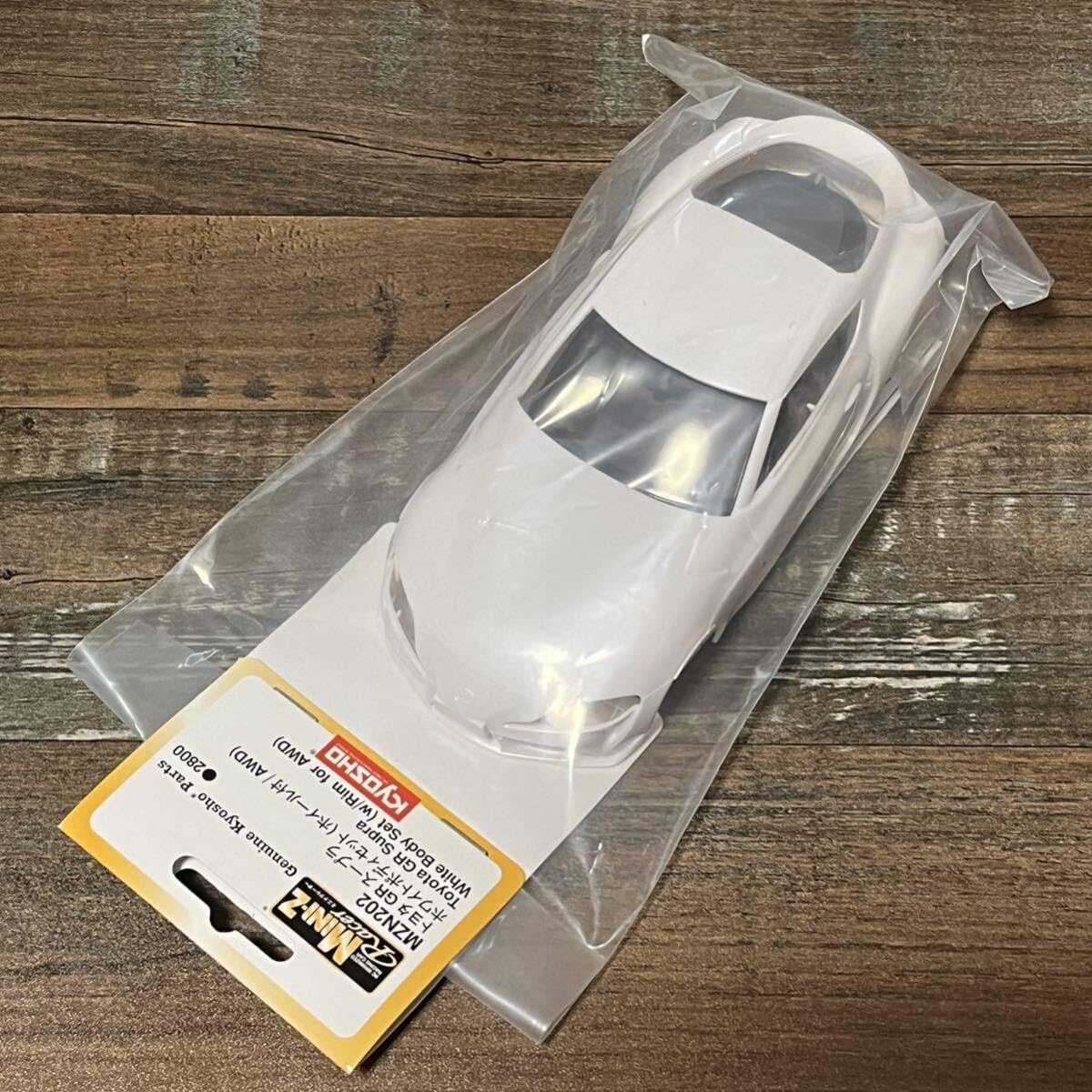 Amazon.co.jp: 京商 ミニッツ MZN202 ホワイトボディセット GRスープラ