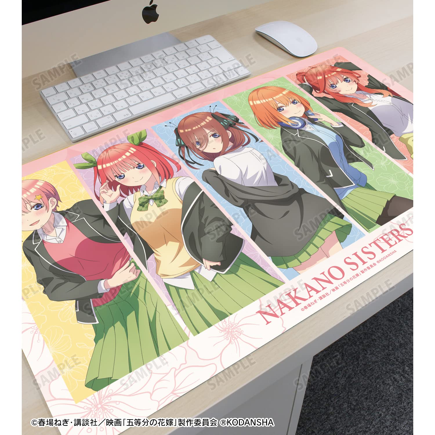 Amazon.co.jp: 映画『五等分の花嫁』 描き下ろしイラスト 集合 衣装