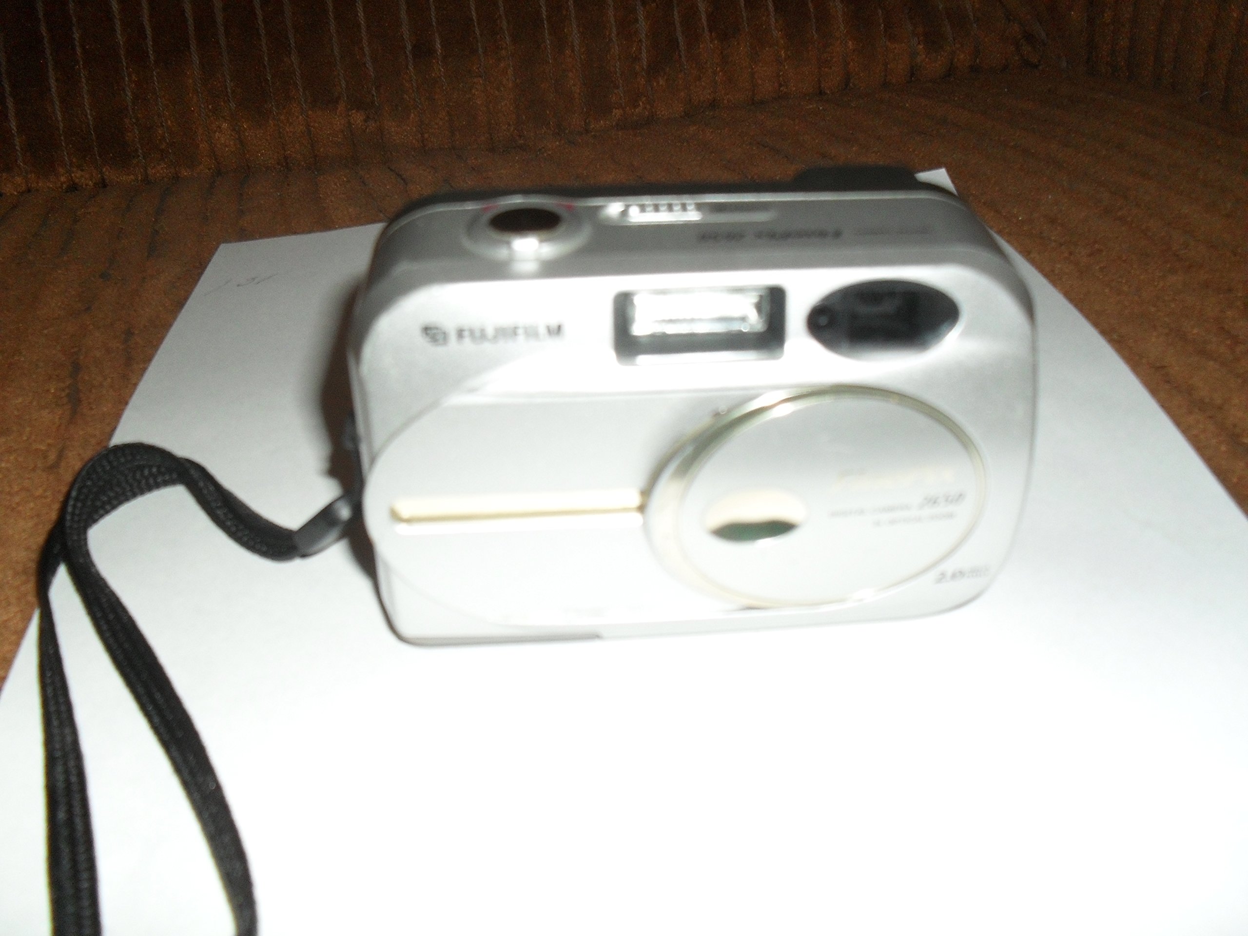 Amazon.com : Fujifilm FinePix 2650 2MP Digital Camera w/ 3x